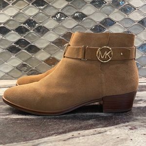 Micheal Kors Bootie